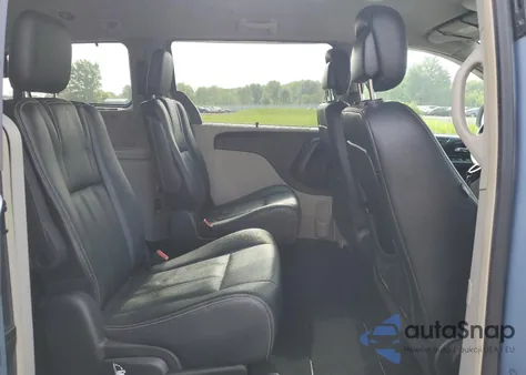 2016 Chrysler Town & Country Touring из США, поврежденный, VIN 2C4RC1BG7GR208729